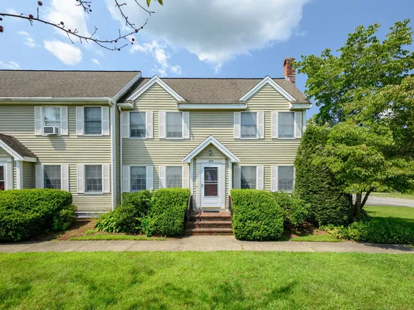 279 Central St Unit 279, East Bridgewater, MA 02333