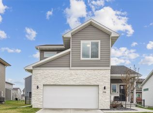 710 SE Drumlin Dr, Waukee, IA 50263