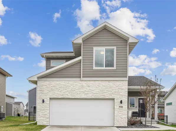 710 SE Drumlin Dr, Waukee, IA 50263