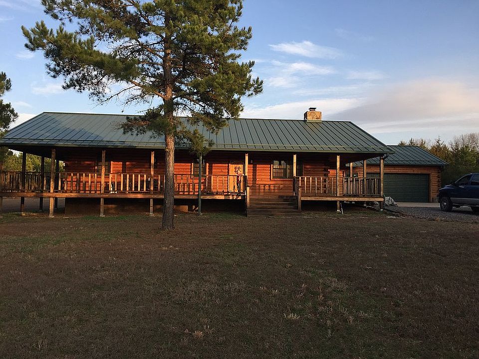 1st image of 395 Deer Haven Ln