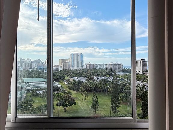 5th image of 1920 Ala Moana Blvd APT 1115