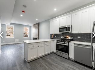 1028 S Oakley Blvd, Chicago, IL 60612