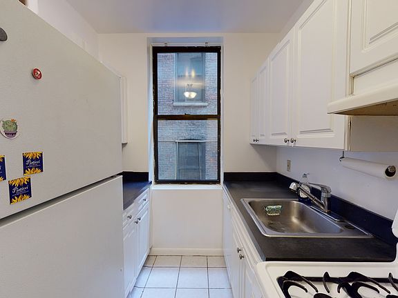5th image of 180 Claremont Ave APT 61