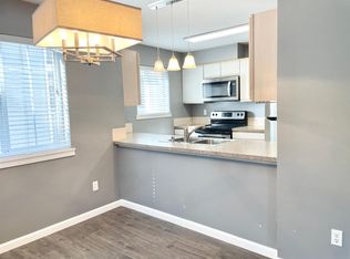 2713 W Maplewood Ave APT 212, Bellingham, WA 98225