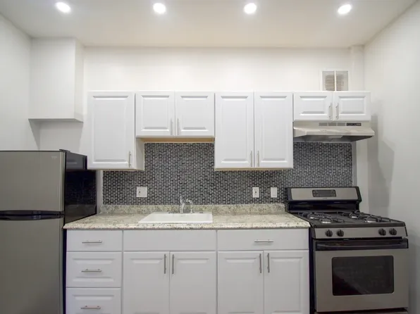 487 Saint John's Place image 1 of 3