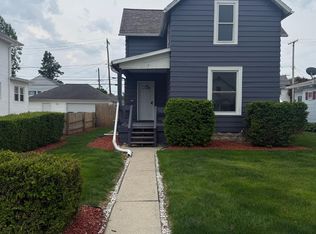 1517 Napoleon St, Fremont, OH 43420
