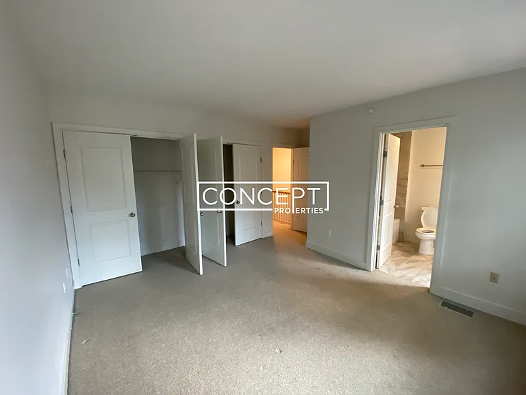 110A 2nd St #112 — Photo 8