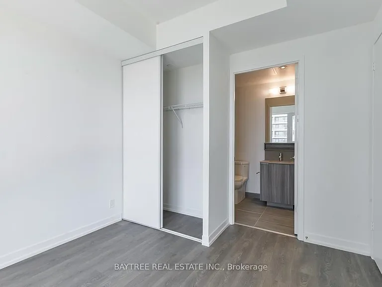 5 Buttermill Ave #3606 — Photo 11