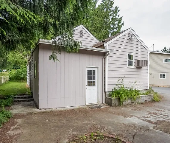 13428 14th Ave S photo 1