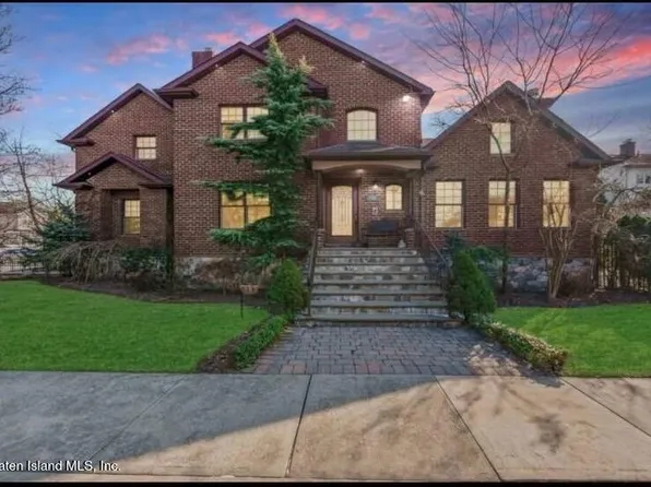 204 Rathbun Ave, Staten Island, NY 10312