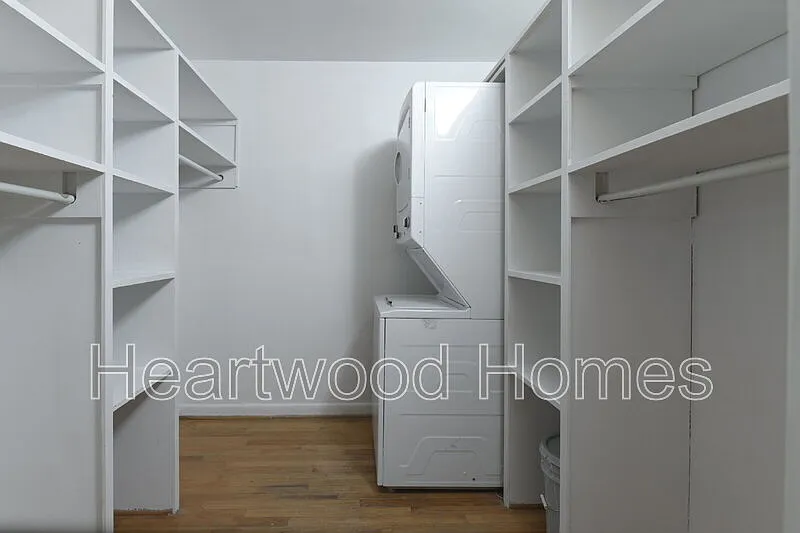 1 bed, 1.0 bath, $1,350 — Photo 4