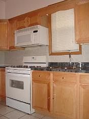 4th image of 3537 S Artesian Ave