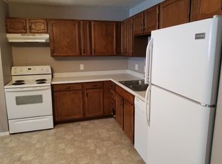 1004 N Union Ave #806, Fergus Falls, MN 56537