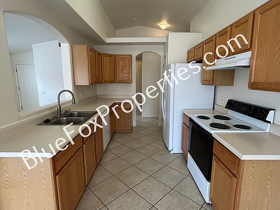 4th image of 9161 E Calle Arroyo Rapido