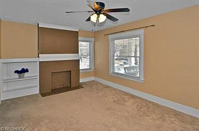 4th image of 1530 Roycroft Ave