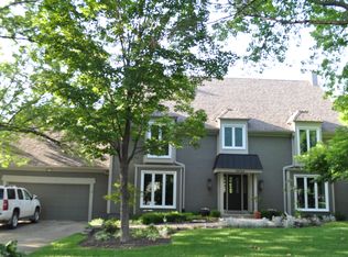 12725 Sagamore Rd, Leawood, KS 66209