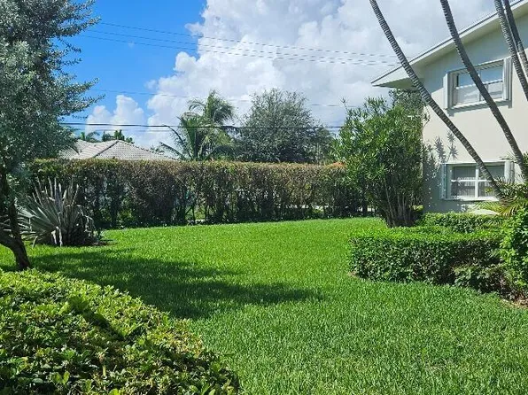 880 W Horizons #111, Boynton Beach, FL 33435