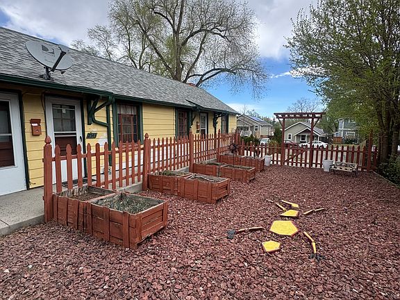 2nd image of 2539 Harlan St