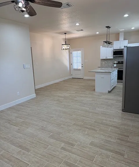 1475 Bonnyview Dr — Photo 7