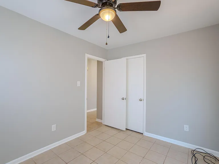 704 Candler Ave #B — Photo 14
