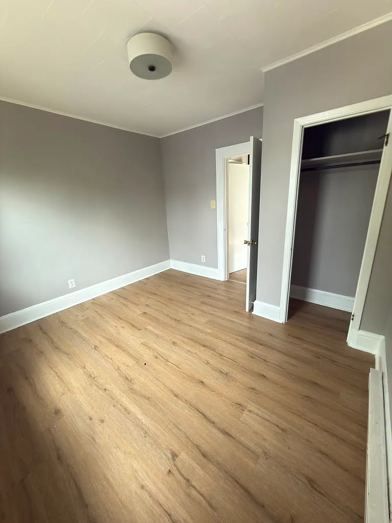 5 bed, $3,200 — Photo 4