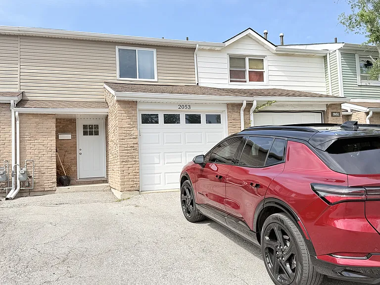 2053 Lanark Ct — Photo 22