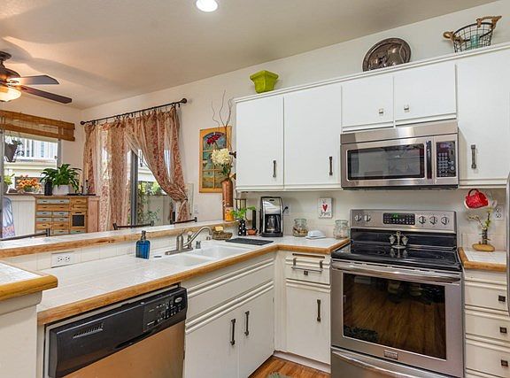 5th image of 2384 Pleasant Way Unit G