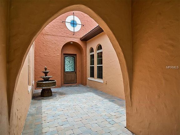 Courtyard Entryway