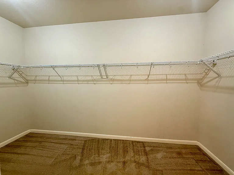 2169 Hazelwood Dr — Photo 12