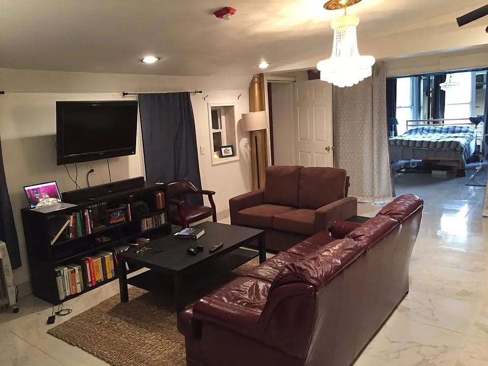 2 bed, 1400 sqft, $1,600 — Photo 1