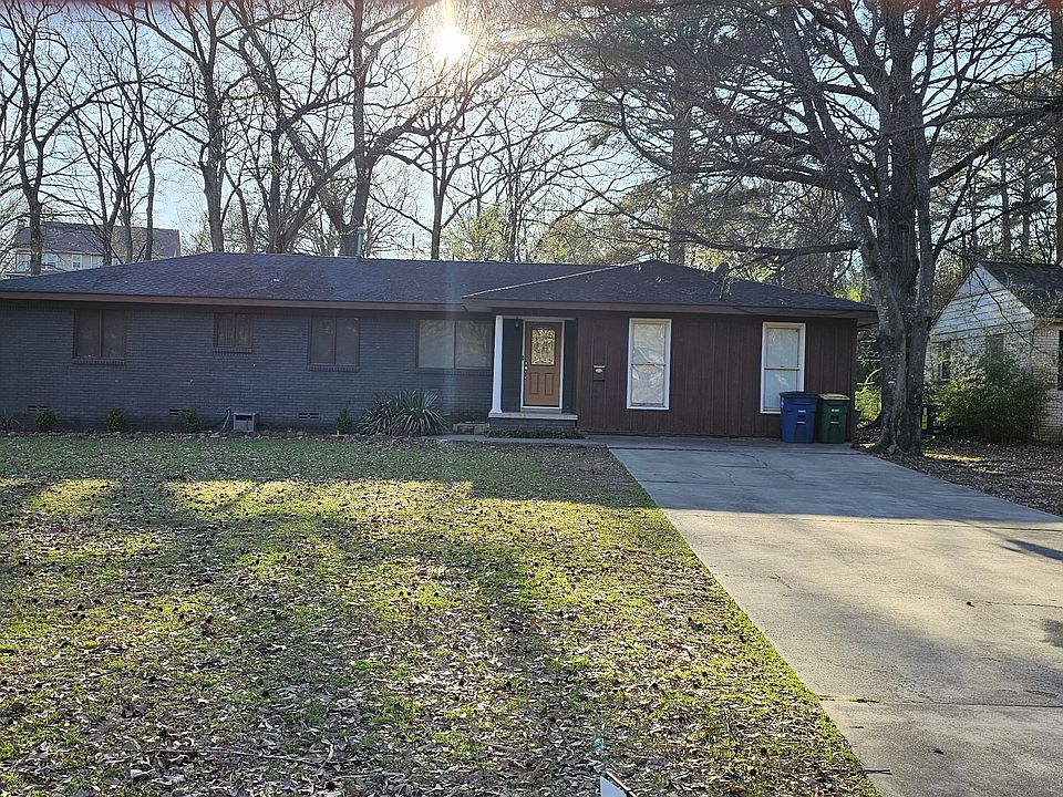 1st image of 4611 Lakeshore Dr