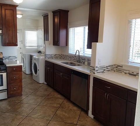 2nd image of 4421 Marlborough Ave