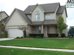 30908 Sorrel Dr, Update, MI 48051