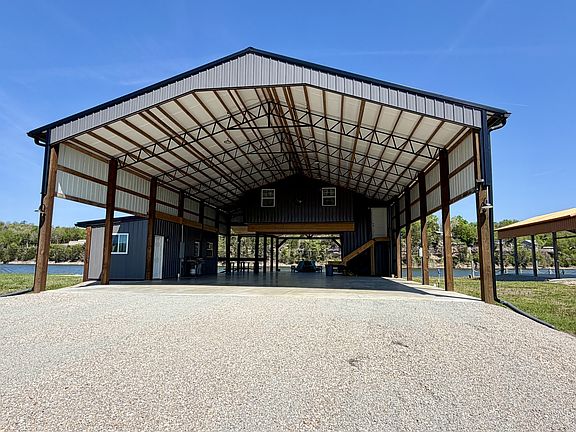 2nd image of 188 S River Front Dr