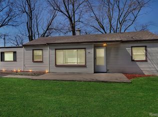 11612 Westpoint St, Taylor, MI 48180