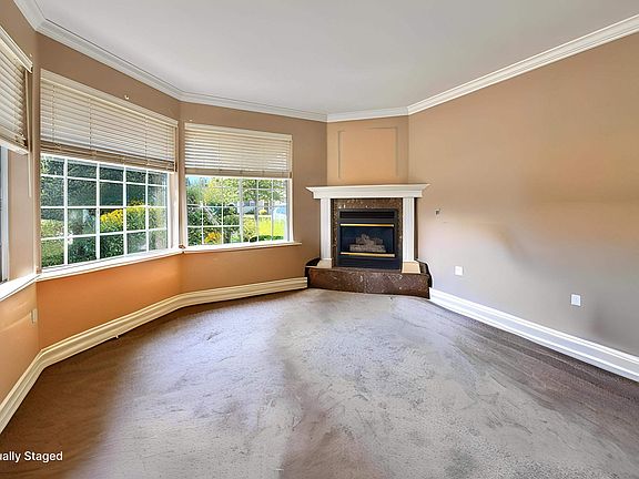 3rd image of 530 Shaw Rd