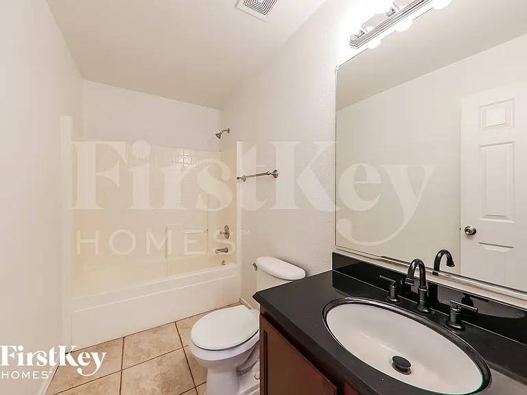 15797 W Caribbean Ln — Photo 17