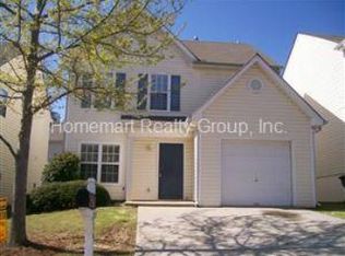 374 Village Knoll Dr, Lawrenceville, GA