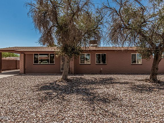 3rd image of 1573 N CASA GRANDE Avenue