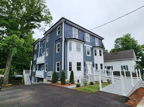 48 Village 1002, Reading, MA 01867