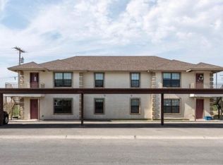 120 Ramon Cardenas Dr APT B, Del Rio, TX 78840