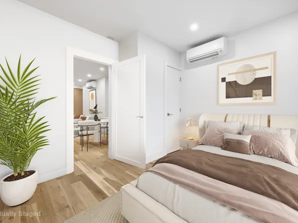 34 Avenue A image 3 of 14