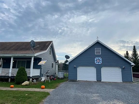 2nd image of 11503 Phillips Rd