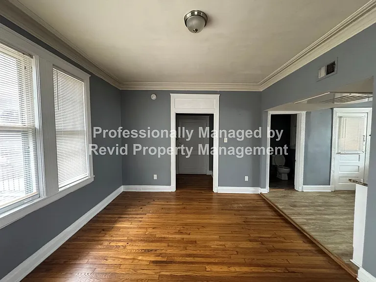 220 S. Cleveland St — Photo 12