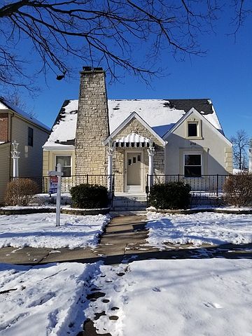 1st image of 310 N Oaklawn Ave