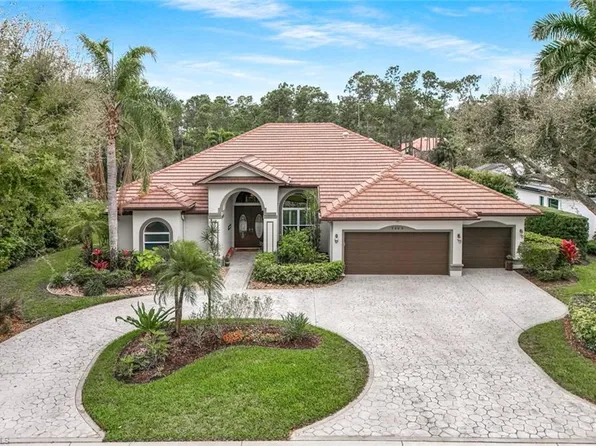 9889 Clear Lake CIR, NAPLES, FL 34109