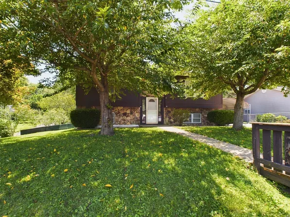 72 Carnation Dr, Collinsville, IL 62234