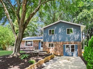 9826 Covent Ct, Fairfax, VA 22032