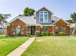 1038 Monarch Dr, Lewisville, TX 75067