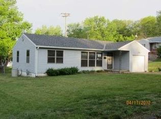 3314 Normandy St, Saint Joseph, MO 64505